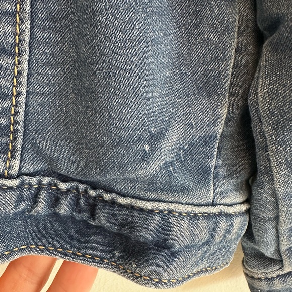 Baby Gap 12-18M Jean jacket - Picture 3 of 3